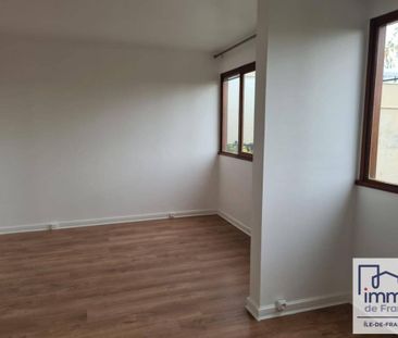 Location appartement studio 1 pièce 26 m² à Rocquencourt (78150) Po... - Photo 1