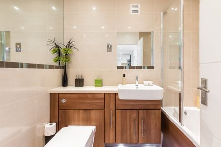 Heathfield Road, London, SW18 flat to rent - Photo 5