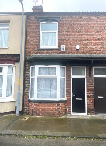 2 bedroom terraced house to rent - Photo 4