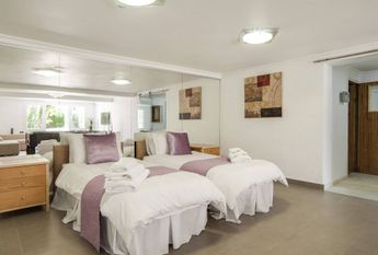 Luxury Villa for rent in Elviria, Spain