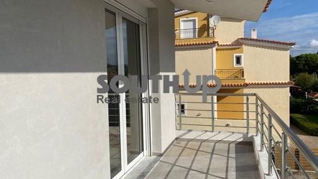 Διαμέρισμα για ενοικίαση Παλαιά Φώκαια - Φωτογραφία 4