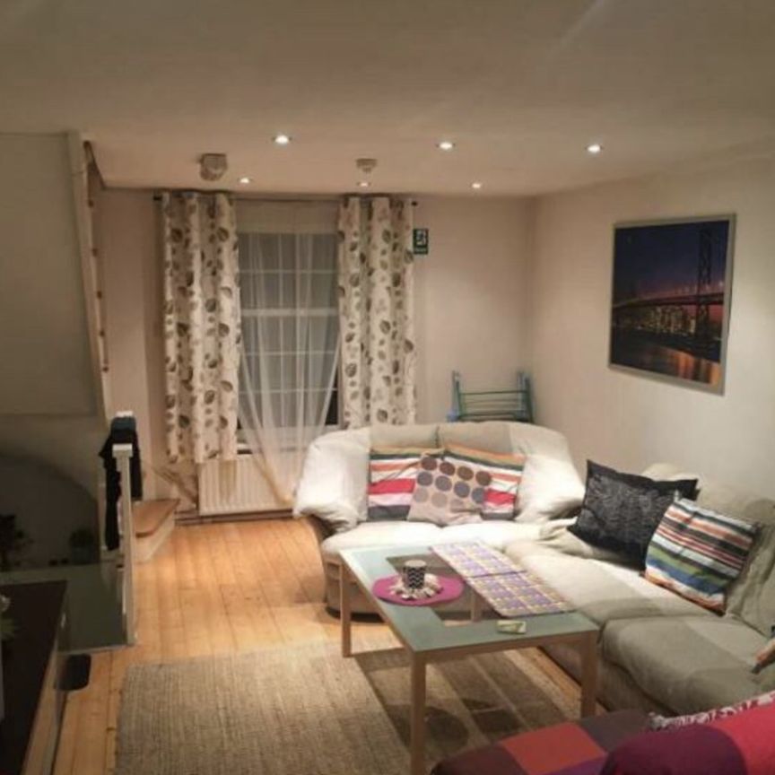 Room in a Shared House, Brentford, TW8 - Photo 1