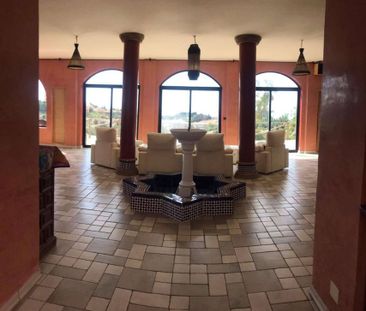 4 room luxury Villa for rent in Benalmádena, Andalusia - Photo 2