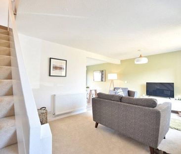 3 bedroom end of terrace house to rent - Photo 4