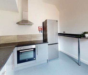 Studio to rent - Photo 6