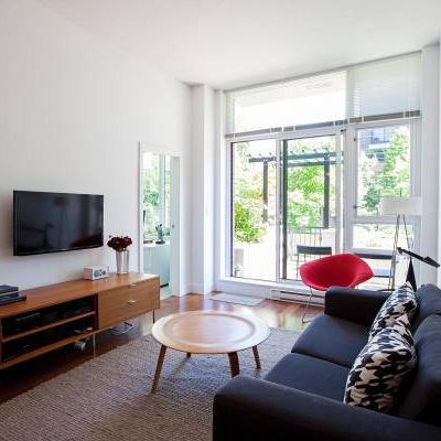 Luxurious 1 Bedroom + Den + Solarium in the Heart of Yaletown - Photo 3