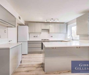 Pankridge, The Hoe, Watford, Hertfordshire, WD19 - Photo 5