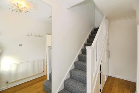 3 bedroom end of terrace house to rent - Photo 5