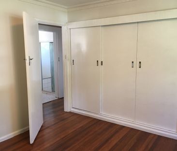 Coastal Character Meets Convenience - 3Ã?Æ'¢€'Bedroom Home in Shell... - Photo 5