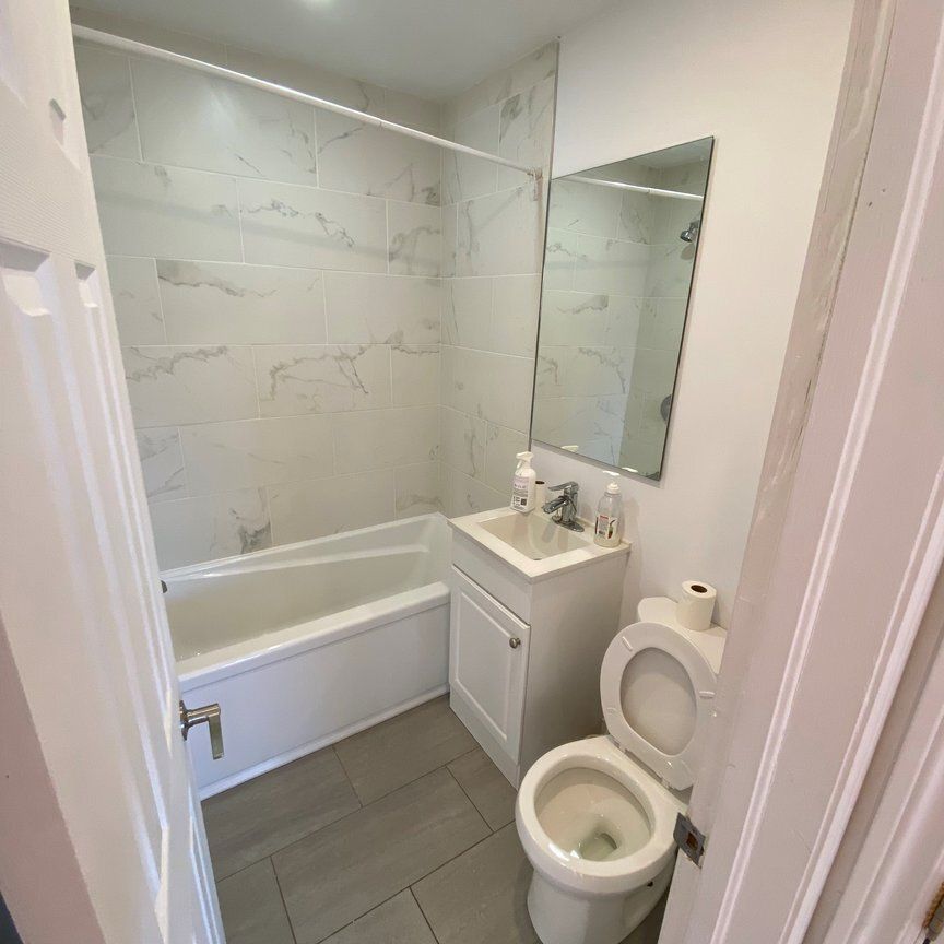 304 - 5475 Westminster, Côte-Saint-Luc - Photo 1