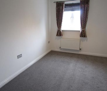 3 bedroom House To Let - Photo 3