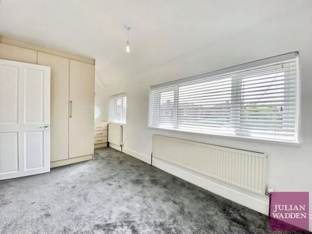 2 bedroom semi-detached house to rent - Photo 5