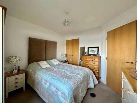 The Lantern Building, Davidson Close, SO45 - Photo 2