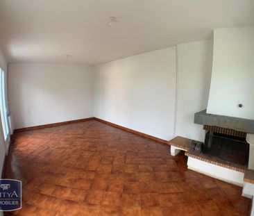 Location Maison 4 pièces 81m² LE POINCONNET 36330 - Photo 1