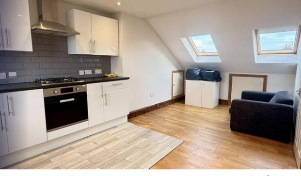 1 bedroom flat to rent - Photo 1