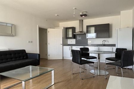 2 bedroom flat to rent - Photo 3