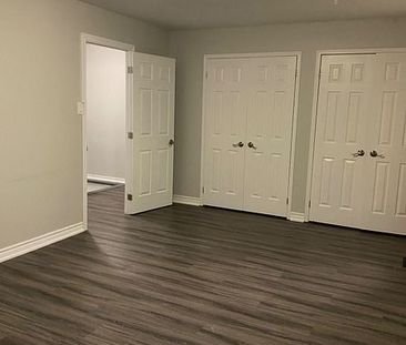 For Lease - 728 Beman Drive, Newmarket, Ontario - Photo 3