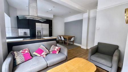 5 bedroom house to rent - Photo 2