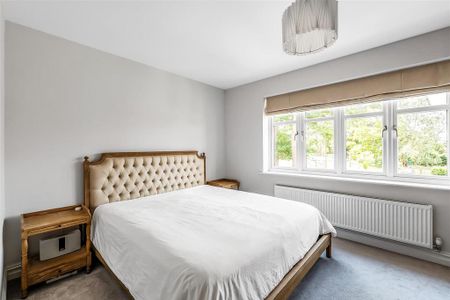 4 bedroom detached house to rent - Photo 5