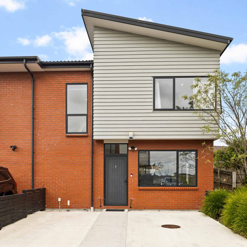 Modern Comfort in a Great Papakura Location - Photo 1