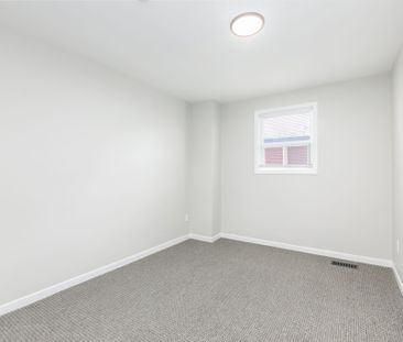 For Lease - 99 West Lodge Avenue Unit# 3, Toronto, Ontario - Photo 6