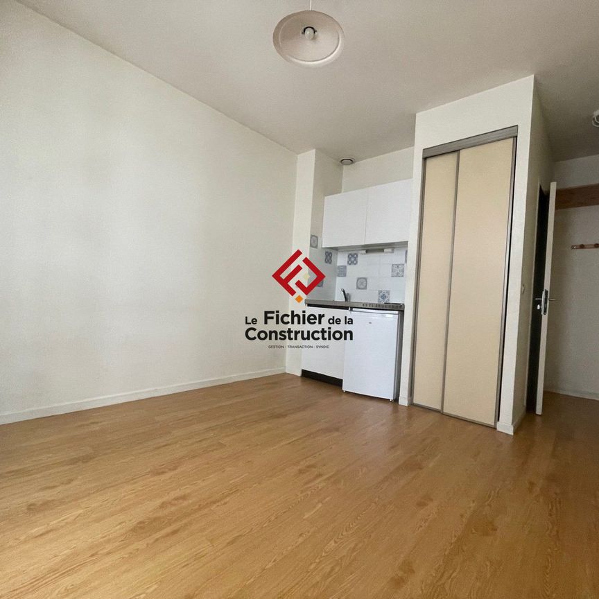 Location Appartement 1 pièce 16m² GRENOBLE 38000 - Photo 1
