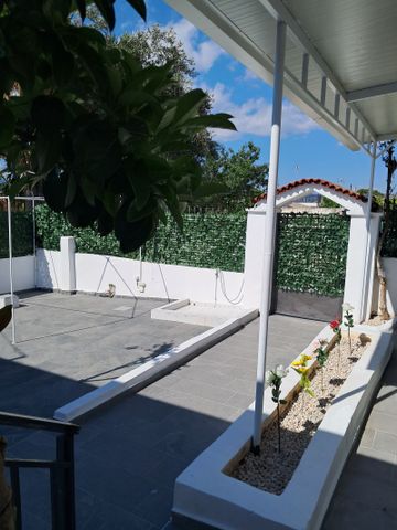 Ενοικίαση κατοικίας, 30 τ.μ., Σαλαμίνα, 450 € - Photo 3