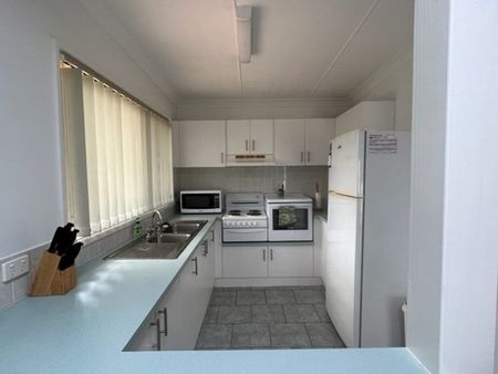 36 Raglan Street, 2340, Tamworth Nsw - Photo 3