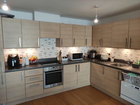 2 Bed Flat, Forum House, HA9 - Photo 2