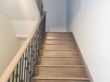 For Lease - 19 Buttercream Avenue, Thorold, Ontario - Photo 2