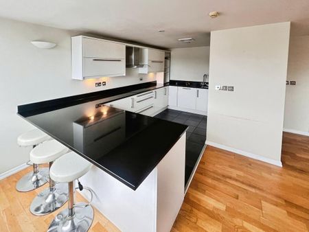 2 bedroom flat to rent - Photo 5