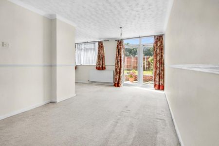 3 bedroom terraced house to rent - Photo 2