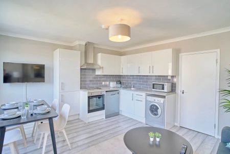 117 Candy Street – Room 3 - Photo 5