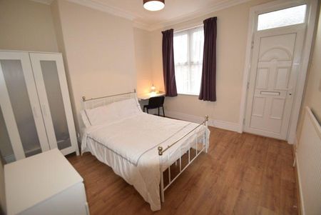 3 bedroom house share to rent - Photo 5