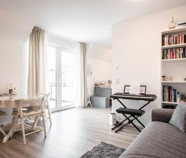 Barrierefreie Erdgeschosswohnung mit Terrasse und Garten inkl. Einb... - Photo 2