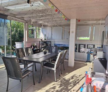 Charmantes Einfamilienhaus mit Garten an sonniger Wohn-/Aussichtslage - Photo 3