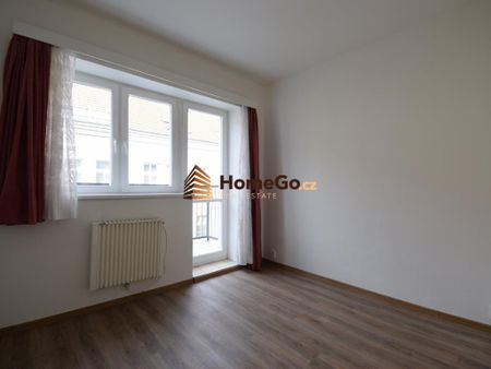 Pronájem bytu 1+kk 18 m2 - Fotografie 4