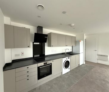 Flat 24, 2, Martin Court Hastings, TN34 1DY - Photo 5