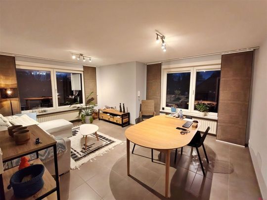 Gezellig hoekappartement met garage - Photo 1