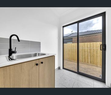 42 Ficus Circuit, Wallan, Vic 3756 - Photo 6