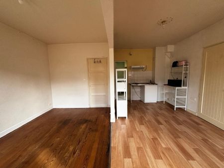 Location Appartement 2 pièces 46m² AIRE SUR L ADOUR 40800 - Photo 5