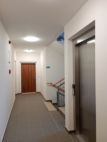 Pronájem bytu 2+kk 43 m2 - Фото 4