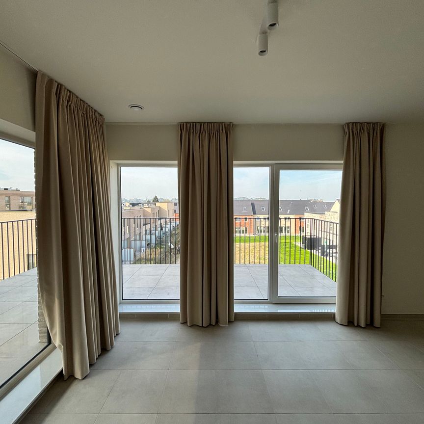 Nieuwbouw 1-slaapkamerappartement met bureau - Photo 1