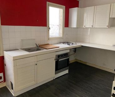 Location Appartement 3 pièces 70m² BORDEAUX 33000 - Photo 4