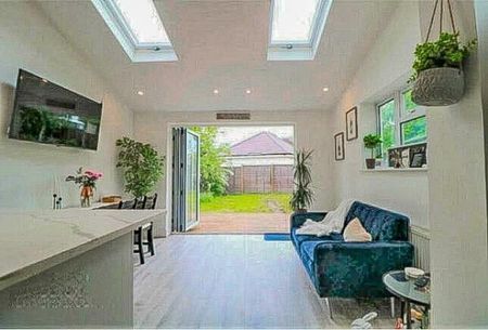 3 bedroom house to rent - Photo 2