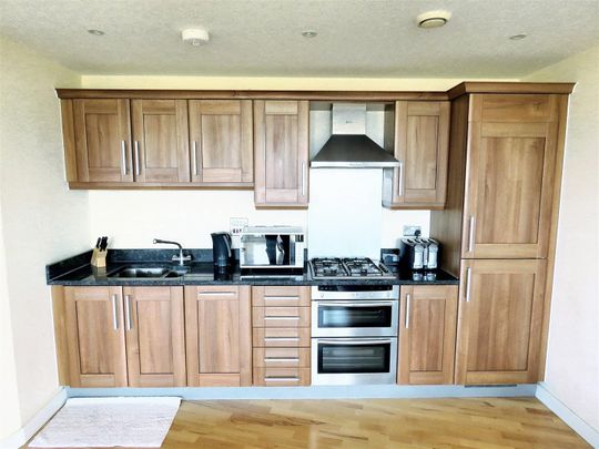 Lower Twelfth Street, Central Milton Keynes, Milton Keynes, Bucks, MK9 - Photo 1