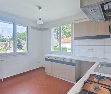 Location Maison 3 pièces 74m² CAGNAC LES MINES 81130 - Photo 3