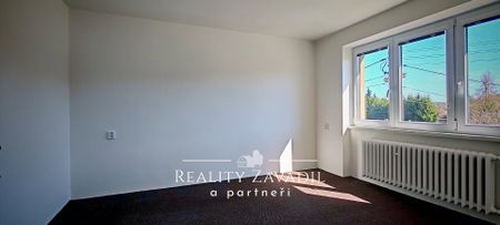 Pronájem bytu 3+1 83 m² - Fotografie 3