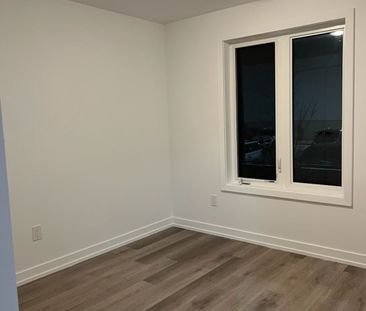 For Lease - 4263 Fourth Avenue Unit# 423, Niagara Falls, Ontario - Photo 4