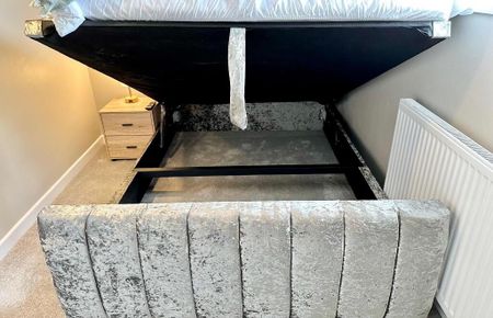 Room 5, 46 Portmore Street, Portadown, Craigavon, BT62 3NF - Photo 5